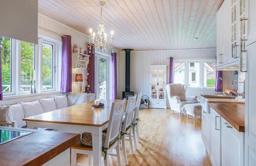 Uddevalla Municipality House | Welcome to this comfortable, spacious vacation home with outdoor whirlpool.