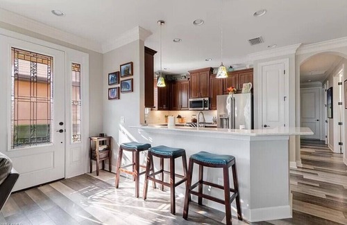 Naples House | Welcome to this Endearing Naples Home!