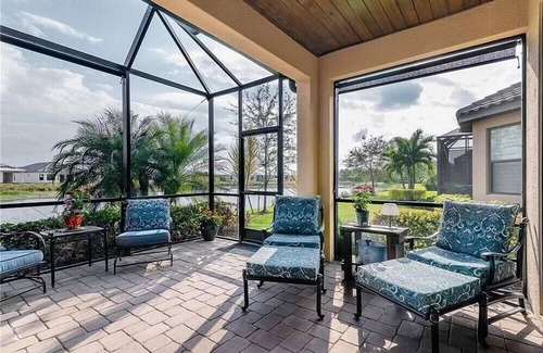 Naples House | Welcome to this Endearing Naples Home!