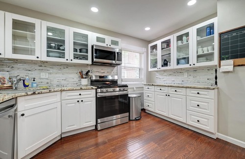 Fairview Park House | Welcome to this Historic Charmer in Fairview Park!
