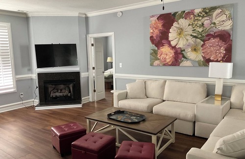 Morehead City House | Welcome To this lovely 2-bedroom home in a gated golf community.