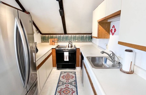 Carrabassett Valley Ski Chalet | Welcome to the Valley Chalet, just minutes away from your next adventure!