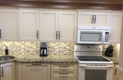 Winthrop Holding Condo | Welcome to your perfect beachfront condo in Daytona Beach Shores!
