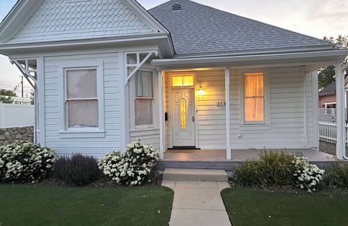 Prescott House | Welcome to Vernon & Vine — Walk to Whiskey Row — Outdoor Paradise —
