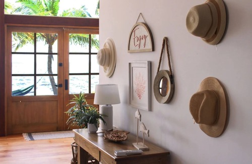 Tolu Villa | Welcome to Villa Blanca Frances, Luxury Villa with Private Beach, Pool, Chef