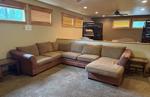 Wagon Wheel Cabin | Welcome to Waddington Pines, a serene cabin in charming Donnelly!