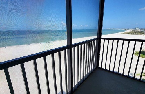 Fort Myers Beach Condo | Welcome to your beachfront paradise getaway! PH3 is a stunning Gulf Front.