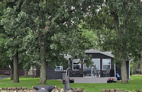Clear Lake Cabin | Welcome to your relaxing getaway on the sought after Briggs Lake Chain!