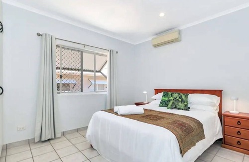 Stuart Park House | Welcome yourself to your next family friendly 3BR in the heart of The Gardens!