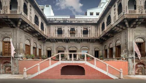Allahabad Hotel | WelcomHeritage Badi Kothi