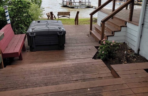 Gun Barrel City House | Welcoming 2-bedroom - Serenity Point Lake House in Gun Barrel City