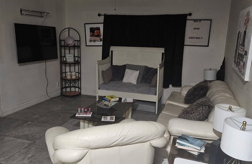 Las Vegas Apartment | Welcoming 2-bedroom apartment with AC in vibrant Las Vegas