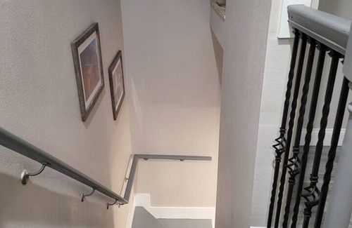 Holy Cross District Apartment | Welcoming 2 Bedroom 1 Bath BNB