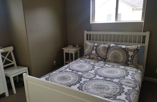 Hailey Condo | Welcoming 3bd/2.5bth condo with great amenities in the heart of the Valley.