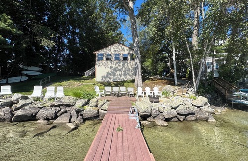 Meredith Cottage | Welcoming 5-BDRM 2 Bath-Cottages with 2 Boat Docks/AC in Meredith-NO WAKE Zone