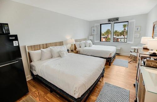 Litchfield by the Sea Apartment | Welcoming Adventure Resort View Lodge Room 3rd Flr