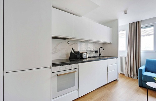 Hopital Saint-Louis Apartment | Welcoming apartment - 2BR/6P - Canal St Martin