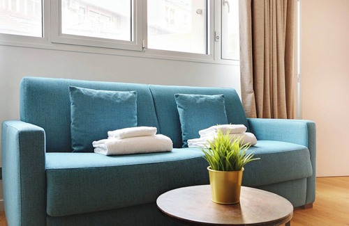 Hopital Saint-Louis Apartment | Welcoming apartment - 2BR/6P - Canal St Martin