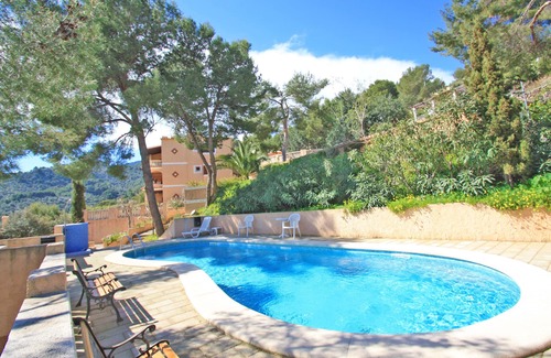 Soller Apartment | Welcoming garden apartment with sea and mountain views 5 minutes walk from beach
