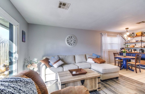 Moore House | Welcoming Home w/Yard ~ 10 Mi to Oklahoma City!