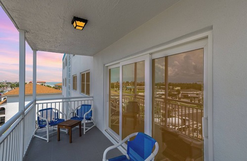 South Patrick Shores Condo | Welcoming ocean front 2-bedroom condo in Satellite Beach.