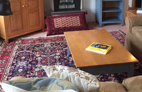 Pentwater Cottage | Welcoming Pentwater Lake Home