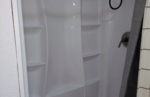 Roseville Apartment | Welcoming studio in Roseville perfect for a cozy getaway