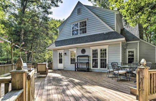 Wake Forest House | Welcoming Wake Forest Abode < 2 Mi to Dtwn!
