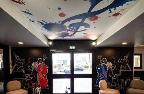 Beauvais Hotel | Welcomotel Beauvais Aéroport