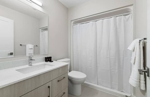 Moncton Apartment | Weldon Loft by Terra Trust Hospitality Suite 114