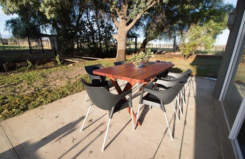 Oudtshoorn Apartment | Welgeluk Cottage