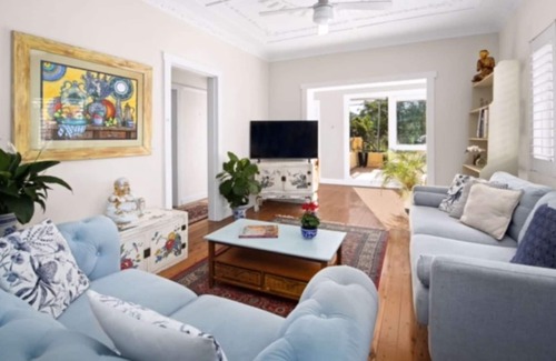 Clovelly House | Well appointed 2BR unit in central Mandurah complex