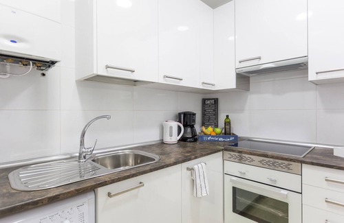 Centro Apartment | Well-Appointed Apartment w/Kitchen & WiFi - Great Historic District Location