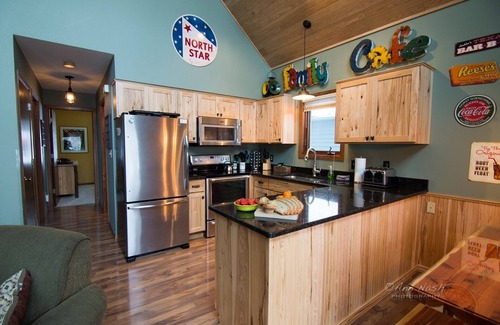 Biwabik Ski Chalet | Well-appointed lakefront villa with gameroom at Giants Ridge