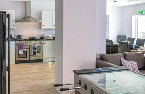 New Forest District House | Well appointed two storey house.