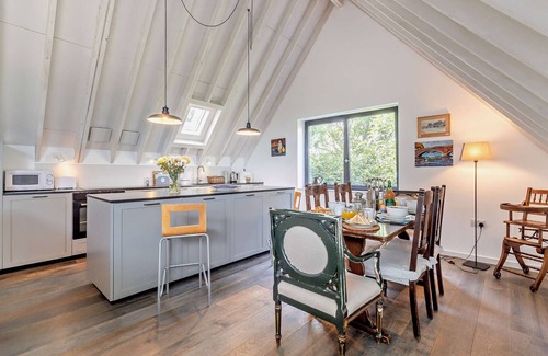 Sudbourne House | Well Barn - Two Bedroom House, Sleeps 4