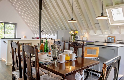 Sudbourne House | Well Barn - Two Bedroom House, Sleeps 4