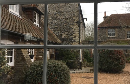 Manston Cottage | Well Cottage, a one bedroom self-catering holiday cottage all on one level.