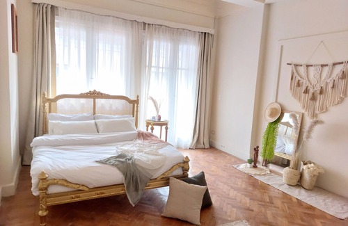 Abdin Hotel | Well decorated old art gallery - Walking to Tahrir Square