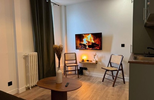 Republique–Point-du-Jour Apartment | Well-equipped apartment in a sought-after neighborhood
