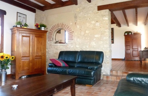 Lureuil Cottage | Well-equipped family house, in a large wooded park with outdoor games