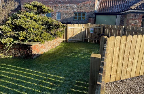 Buckton Cottage | Well equipped modern country cottage in great location