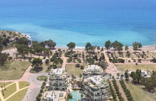 Villajoyosa Apartment | Well furnished penthouse with communal pool in Villajoyosa, Costa Blanca, Spain for 6 persons