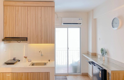 Depok Apartment | Well Furnished Studio Apartment At Cinere Resort
