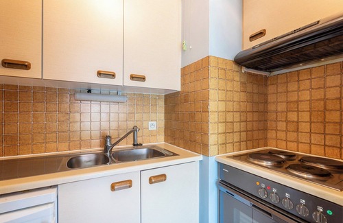Koksijde-Bad Apartment | Well-kept sunny flat with sun terrace.