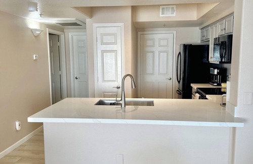 North Scottsdale Condo | Well Located Condo in Scottsdale near TPC Golf 2BR 2BA