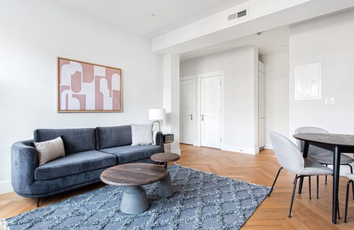 Agassiz Apartment | Well-Located Porter Square 2BR in Harvard Square by Blueground