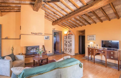 Corbara House | Well-maintained and elegant part of a two-family house with extensive garden and pool, about 10 km f