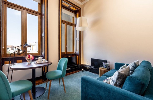 Centro / Baixa Apartment | Well-maintained air conditioned studio in Porto