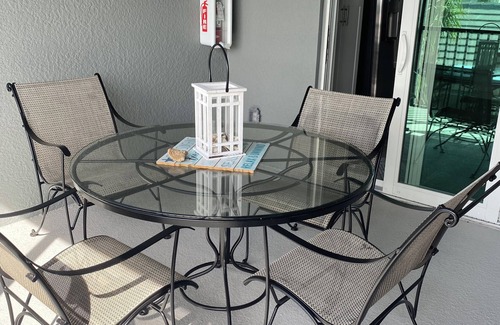 Venice Condo | WELLEN PARK GOLF&CC CONDO-2 BED + DEN/3RD, 2 FULL BATH and 1 CAR GARAGE 2 LANAIS